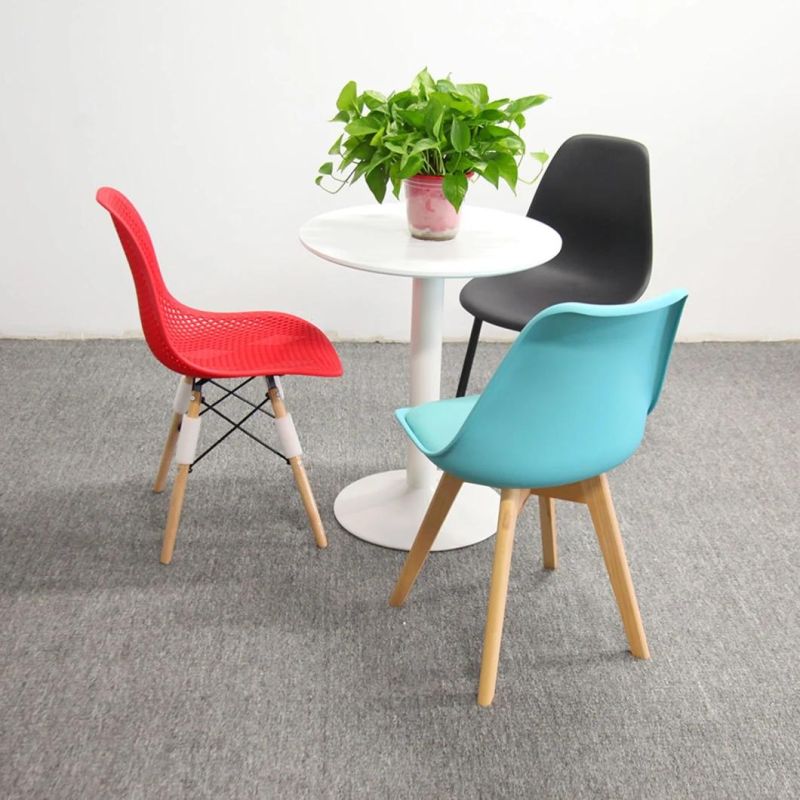 Wholesale Hot Selling Wooden Leg Modern Nordic Plastic Dining Chair