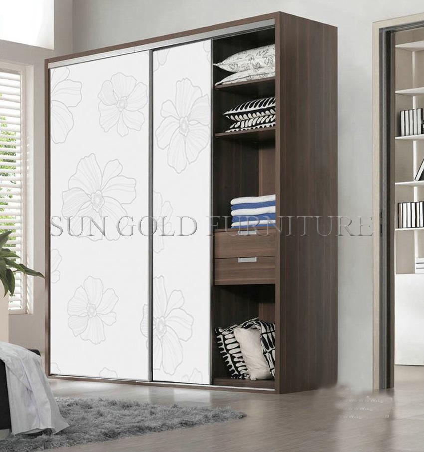 Modern Three Sliding Doors Wardrobe (SZ-SW002)