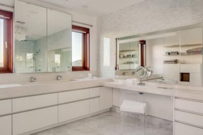 Master Bathroom Handleless Design Ensuite Vanity Cabinets with Make-up Cupboard