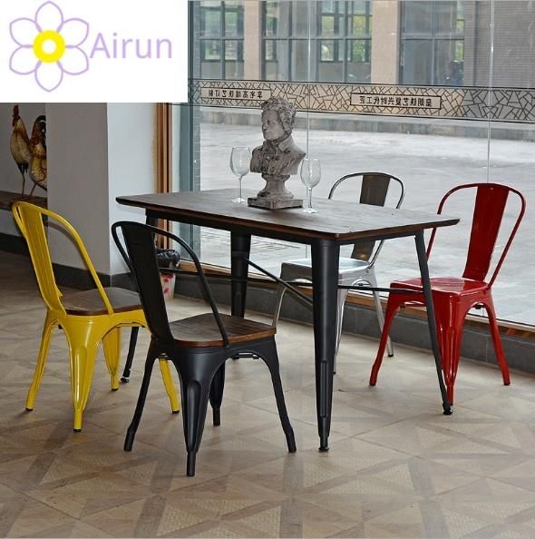 Cheap New Solid Wood Metal Frame Color Optional Classic Vintage Industrial Dining Table and Chairs for Dining Room