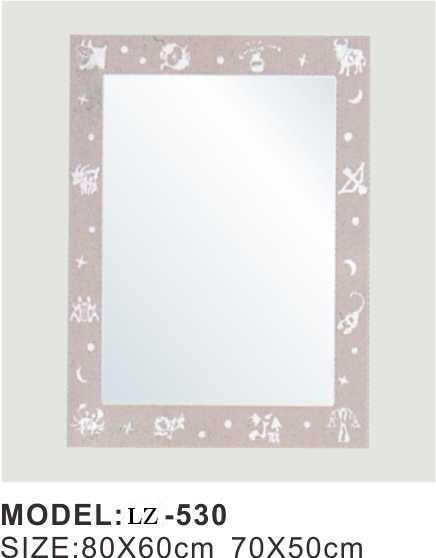 Hangzhou Manufacture Retro Pattern Square Single Coated Bathroom Mirror with Lighting