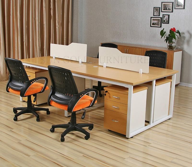 Hot Sale Modern Office Workstation with 4 Seat Partition Desk