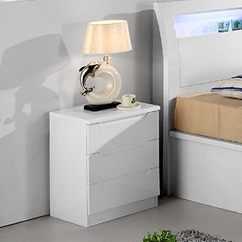 Nova Customized White High Gloss Bedroom Furniture with USB Interface and Touch LED Light