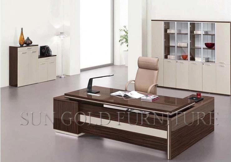 Factory Selling Rectangle Latest Designs Italian Office Desk (SZ-ODT633)