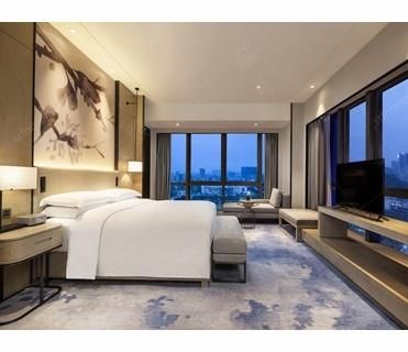 high End Hiton Hotel Project Design Bedroom PU Leather Furniture