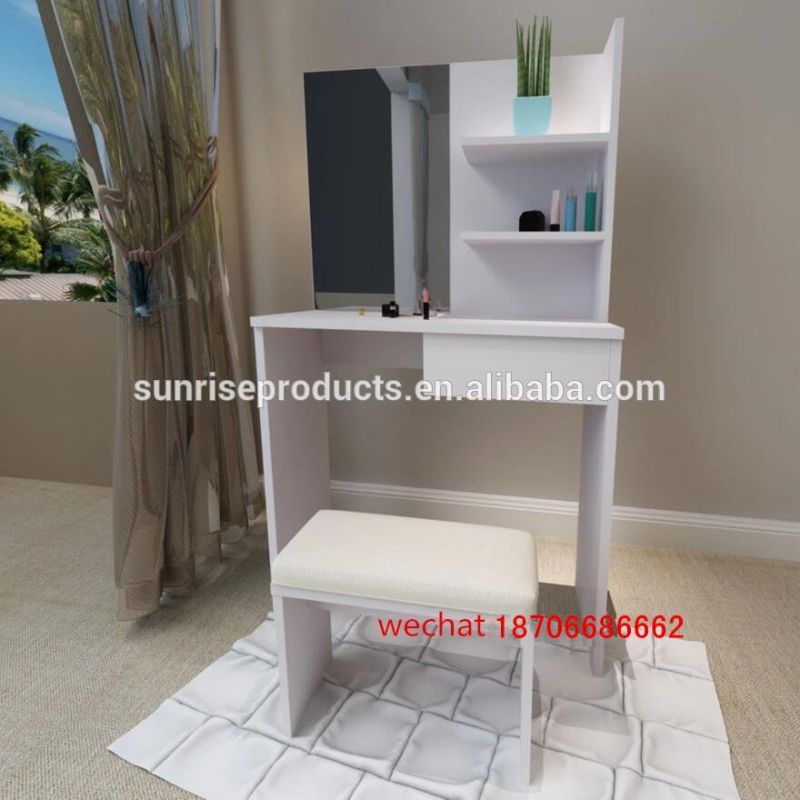 Melamine Laminated Board 3 Drawer Dressing Table