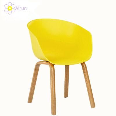 Wholesale Italian Modern Design Home Furniture Dining Room Furniture Cheap PP Back Indoor Plastic Chair with Metal Legs