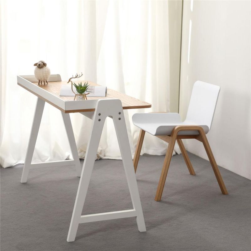 Wholesale Modern Luxury Plastic Chairs Restaurant Furniture Kitchen Wooden Legs PP Plastic Dining Chairs