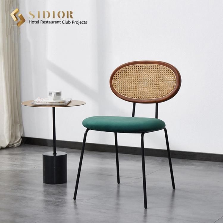 Dining Room Furniture Modern Wooden Chair with Padded Seat