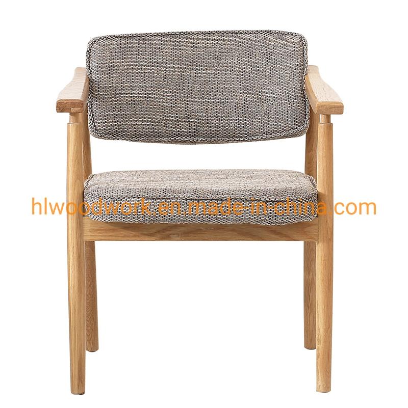 Wholesale Modern Design Hot Selling Dining Chair Rubber Wood Natural Fabric Cushion Brown Wooden Chair Furniture Resteraunt Furniture Armchair Dining Chair