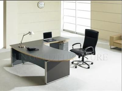 on Sale Modern Office Desk. Wooden Desk (SZ-OD161)