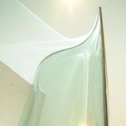 Curved Glass Partition with Aluminium Frame Used in Office