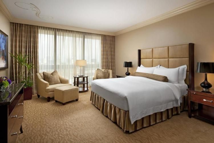 Supply Excellent Hotel Furniture with Wooden Bedroom Furnishing