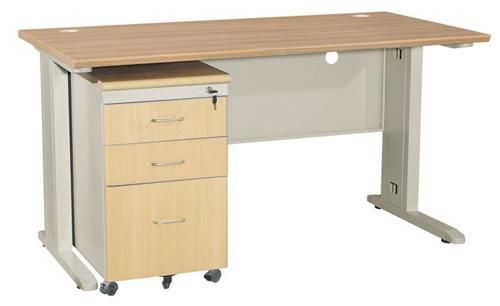 Hot Sell Popular Office Table Office Computer Desk with Metal Leg