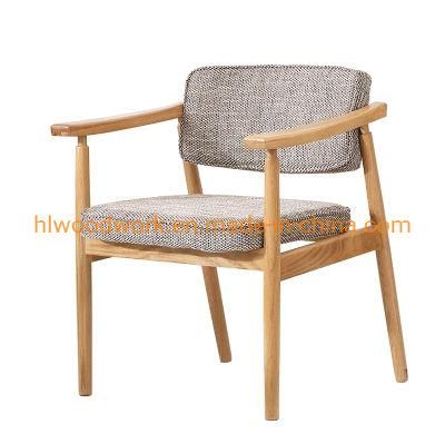 Wholesale Modern Design Hot Selling Dining Chair Rubber Wood Natural Color Fabric Cushion Brown Wooden Chair Furniture Dining Chair