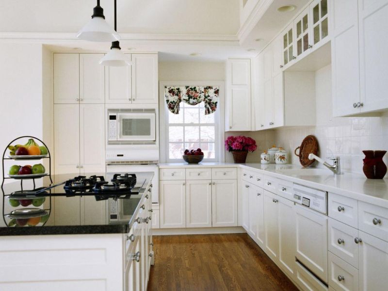 White Shaker Solid Wood American Kitchens Cabinets Contemporary Desoto