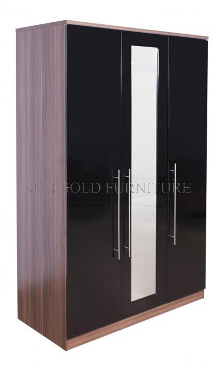 Modern Wooden 3 Door Wardrobe (SZ-WD056)