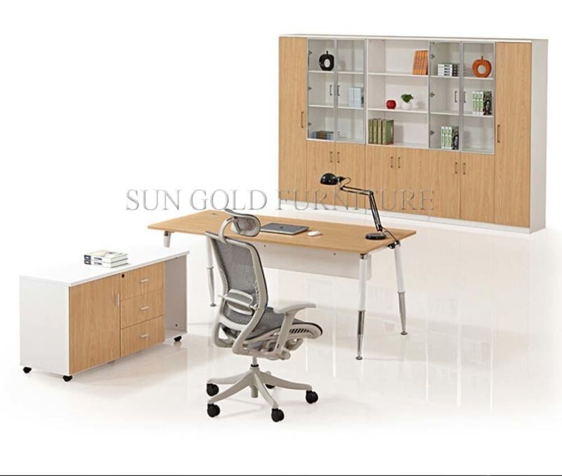 Top Quality Melamine Wooden Office Desk, High End Office Table (SZ-OD313)