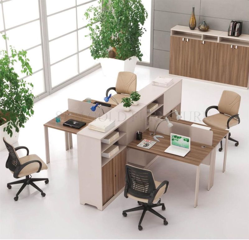 Hot Sale Modern Office Workstation with 4 Seat Partition Desk