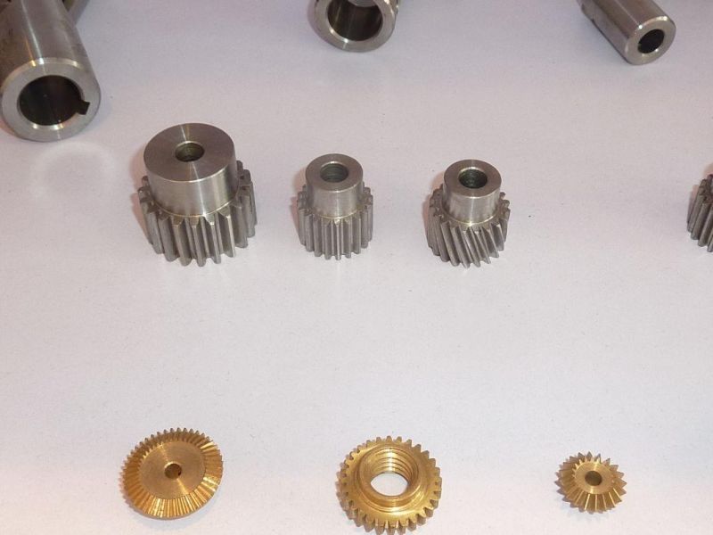 OEM Spur Gear CNC Machined European Standard Pinion for Gearbox