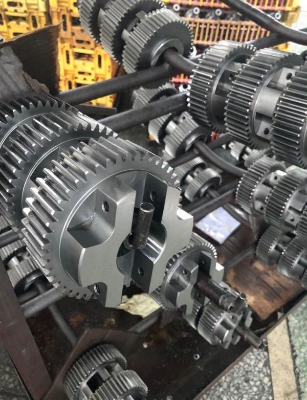 Transmission Parts Sprockets Manufacturer Price C45 Carbon Stainless Steel Gear Taper Bore Bush Lock Hub Cast Wheel Idler Platewheel Roller Chain Sprocket