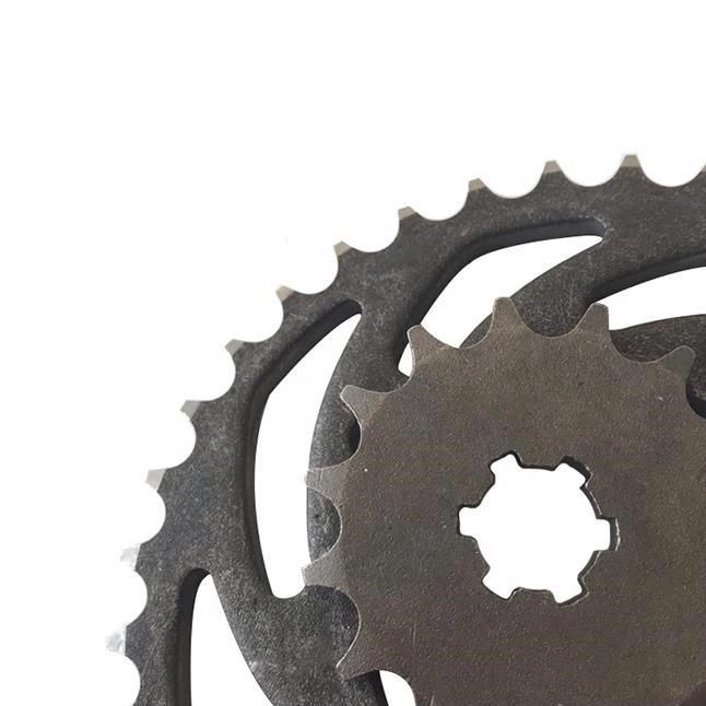 Hot Southeast Asia Motorcycle Sprocket Chain Set