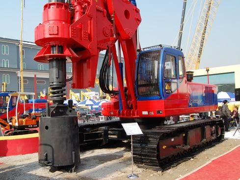 Yuchai 70m Rotary Drilling Rig Ycr220 Mine Drilling Rig