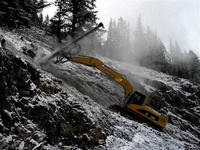 Hydraulic Excavator Mounted Rock Drilling Rig for Borehole Drilling