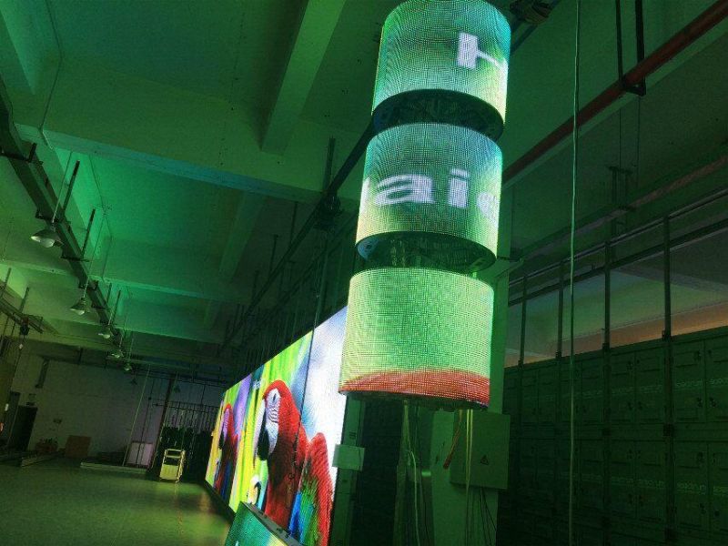 P10.4 Indoor Flexible LED Display Transparent LED Screen