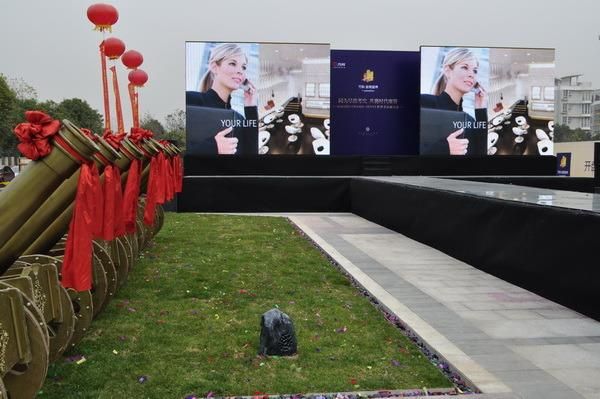 Waterproof Full Color Video P3.91 Outdoor LED Display Screen