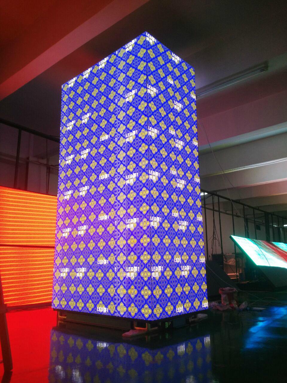 Customized Size 4 Side Front Service P3 Indoor Cube LED Display Screen