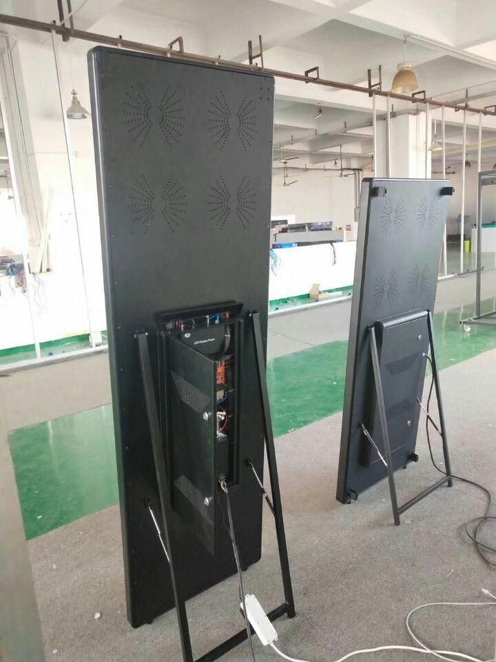 SMD Indoor P2.5 Poster LED Display Mirror LED Screen 640*1920mm