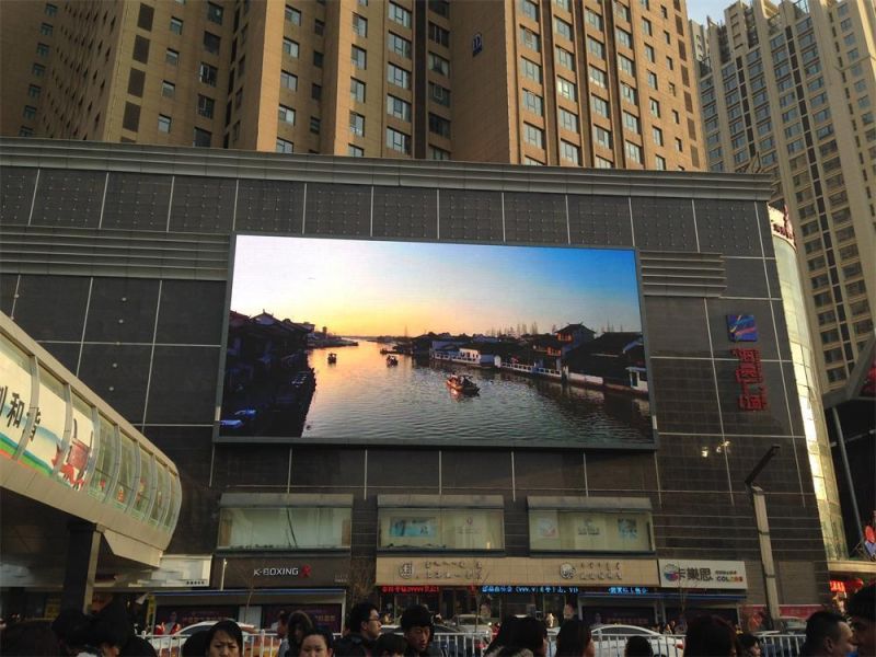 High Quality P8mm in Stock Outdoor Advertising Wall-Mounted LED Display Screen