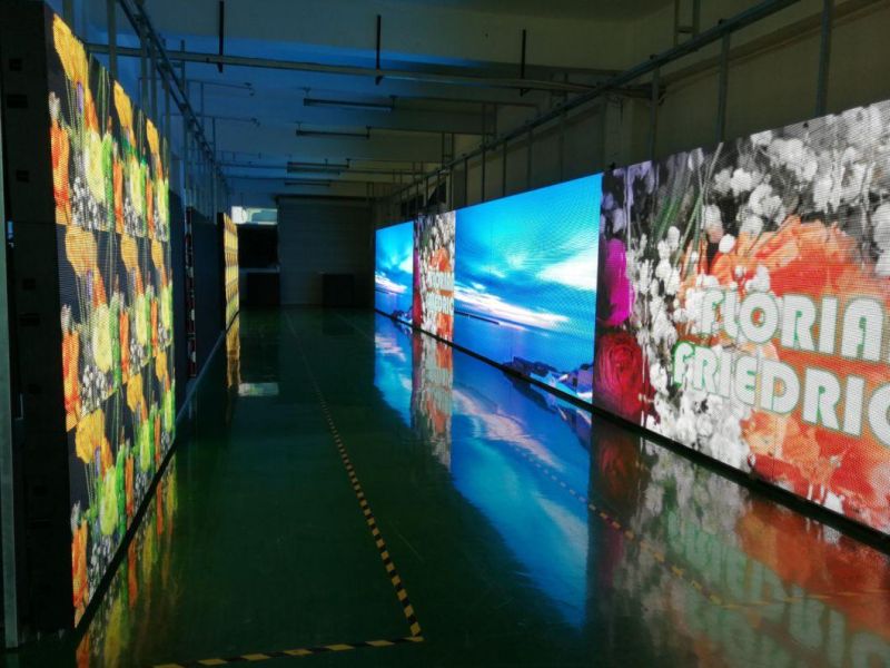 P7.62 Indoor Wall-Mounted Advertising LED Screen