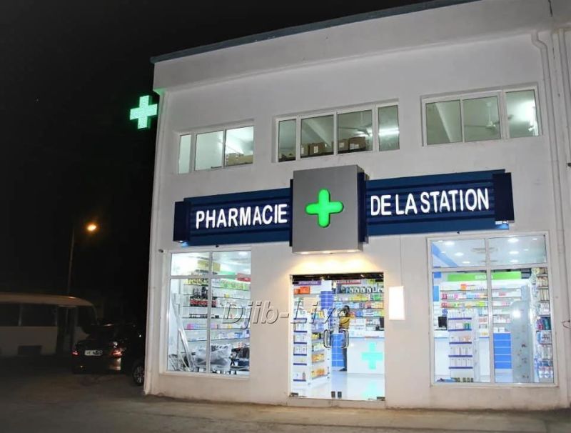 LED Pharmacy Cross Billboard Pharmacia Shop LED Display