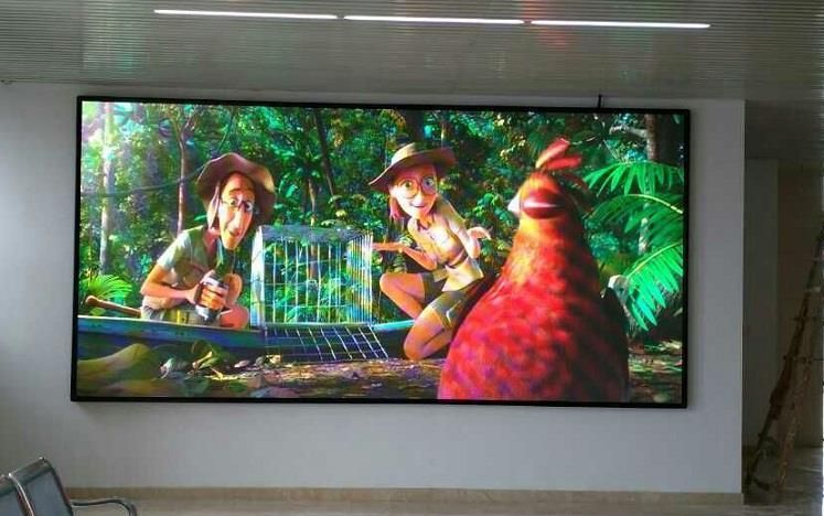 Hot Selling High Brightness HD P4 Indoor LED Video Display Screen