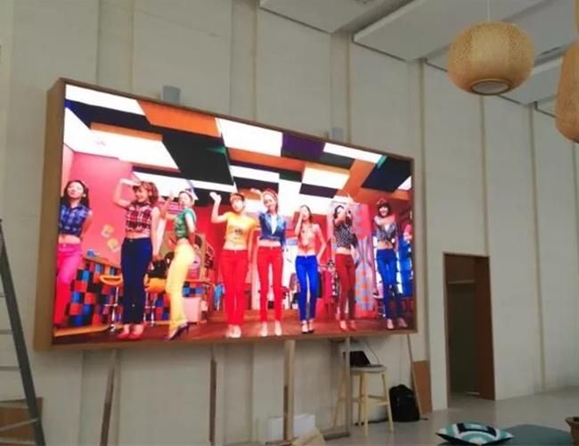 Factory Price 500X500mm Die-Casting Aluminum Panel P3.91 LED Video Wall HD Indoor LED Display