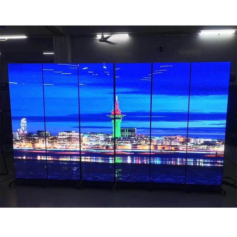 P2.5 Indoor LED Display Screen Digital Iposter for Shopping Center