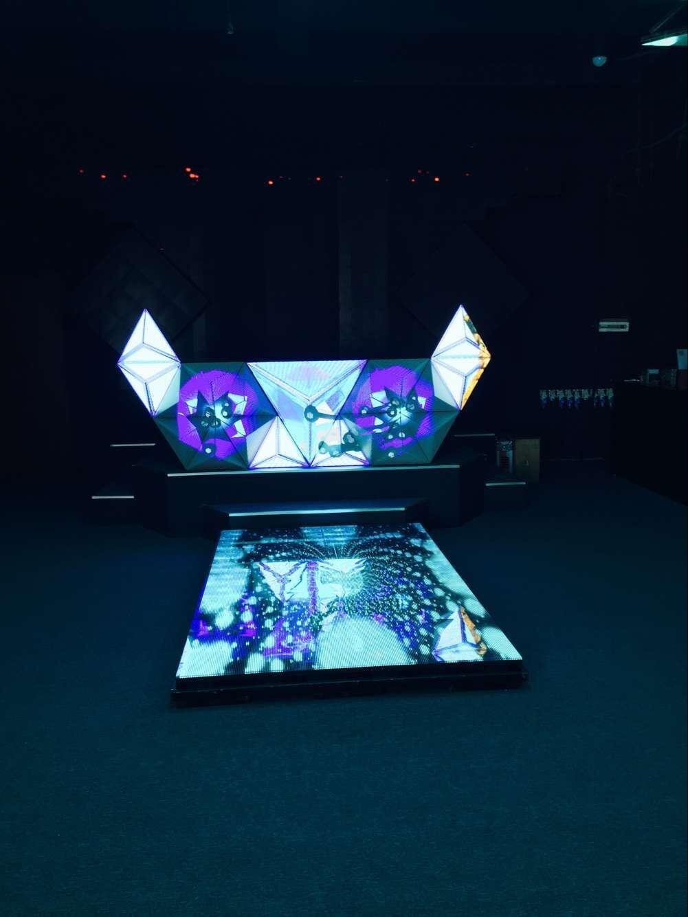 Full Color P3 LED Sphere Ball Shape LED Screen Display