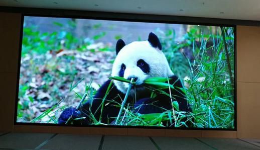 P2 Indoor Full Color LED Display Screen Board for Shopping Mall Columns