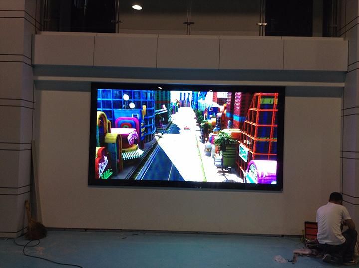 Indoor High Contrast Wall Mounted P7.62mm LED Video Wall Display