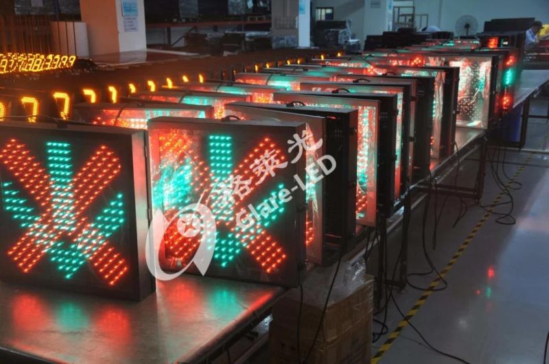 Toll Plaza LED Overhead Lane Displays LED Variable Sign X and Down Arrow LED Lane Control Signs