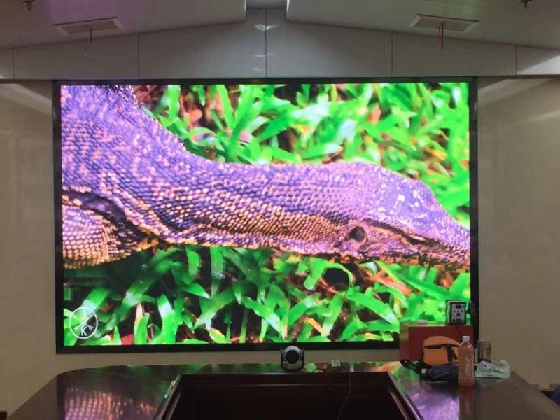 CCC/Ce/RoHS Indoor RGB High Resolution Digital P2.6mm LED Display Screen