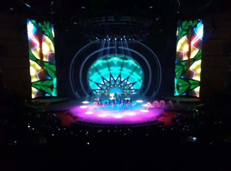 Indoor/Outdoor Irregular RGB P4 LED Display Screen
