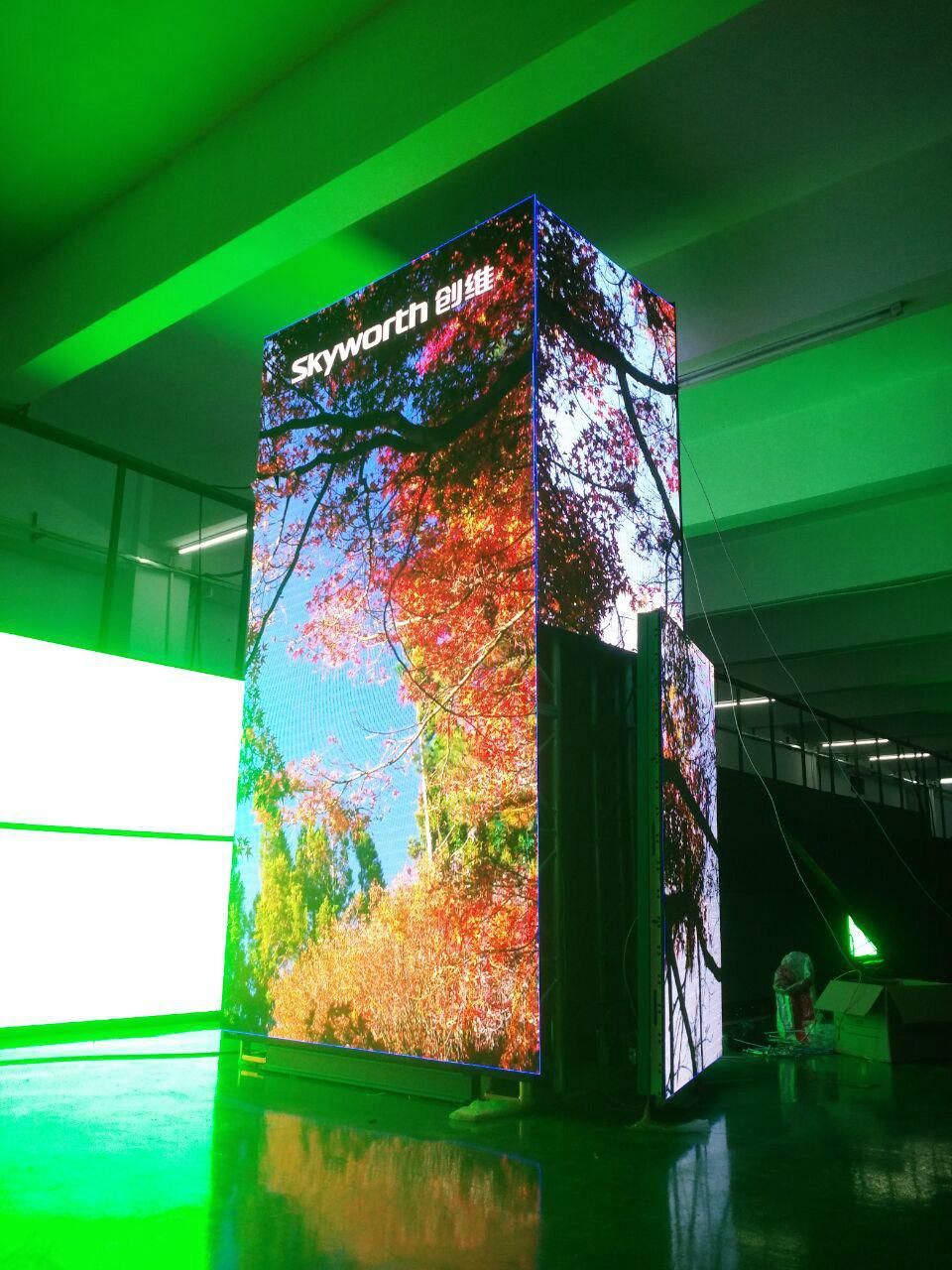 Full Color LED Video Wall 4side Cube P3 Indoor LED Displays