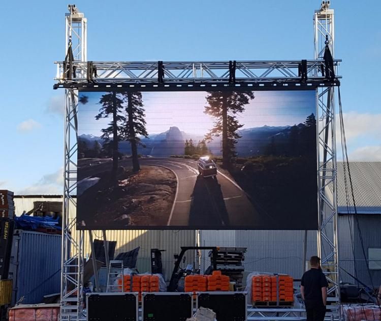 Hot Sale 5000CD/M2 P4.81 LED Outdoor Display for Shopping Mall