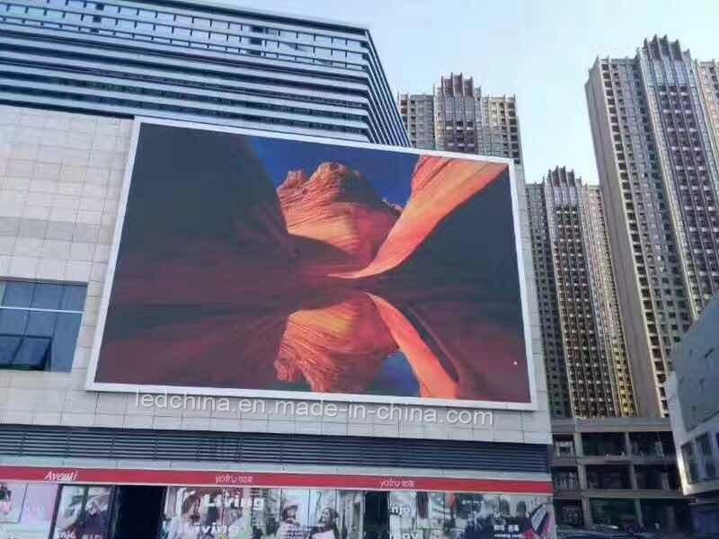 High Quality P8 Outdoor Advertising Display Screen