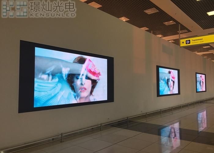 Indoor Full Color LED Screen Display P3 96X192mm Round Screen for Shopping Mall