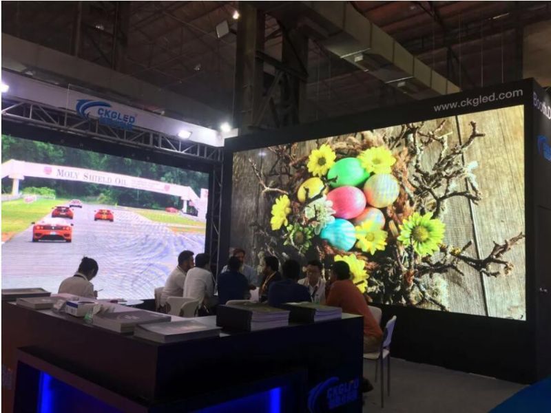 LED Manufacturer P3.91/P4.81/P5.95/P6.25mm Curved LED Display Screen/Outdoor LED Display