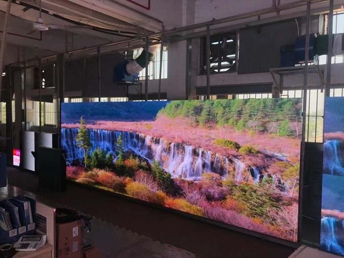 P6 Indoor Iron Cabinet LED Display Billboard China Manufacture